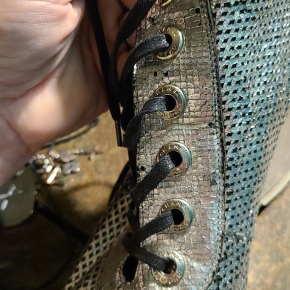 CHANEL SILVER LEATHER LACE UP WEDGE DUSTRESSED BOOTIES O8P - Picture 13 of 16